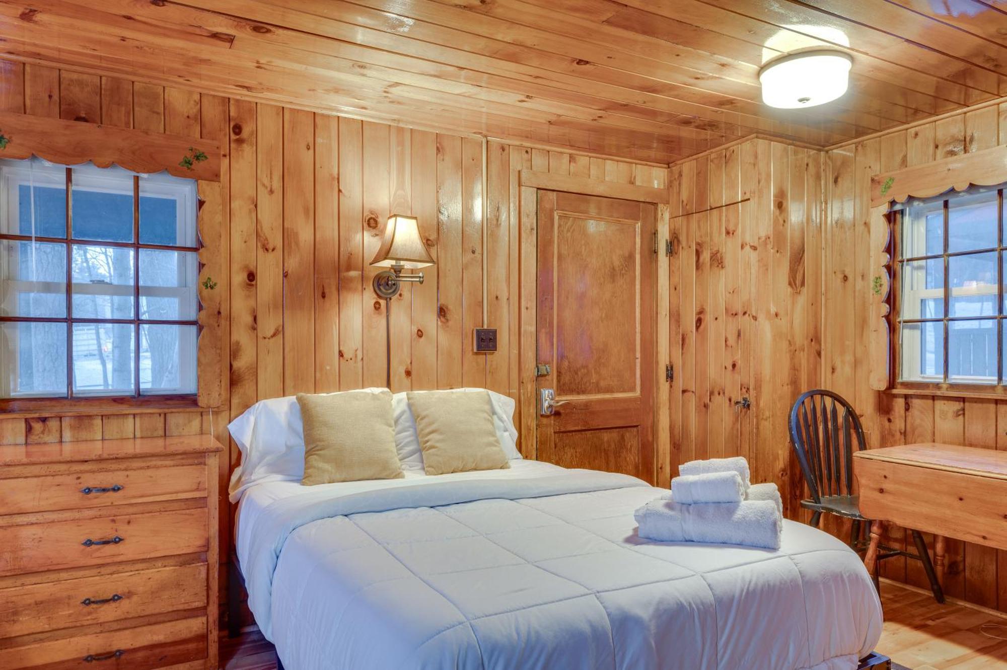 Cozy Laconia Studio With Pool Access - 2 Mi To Lake! Lägenhet Exteriör bild