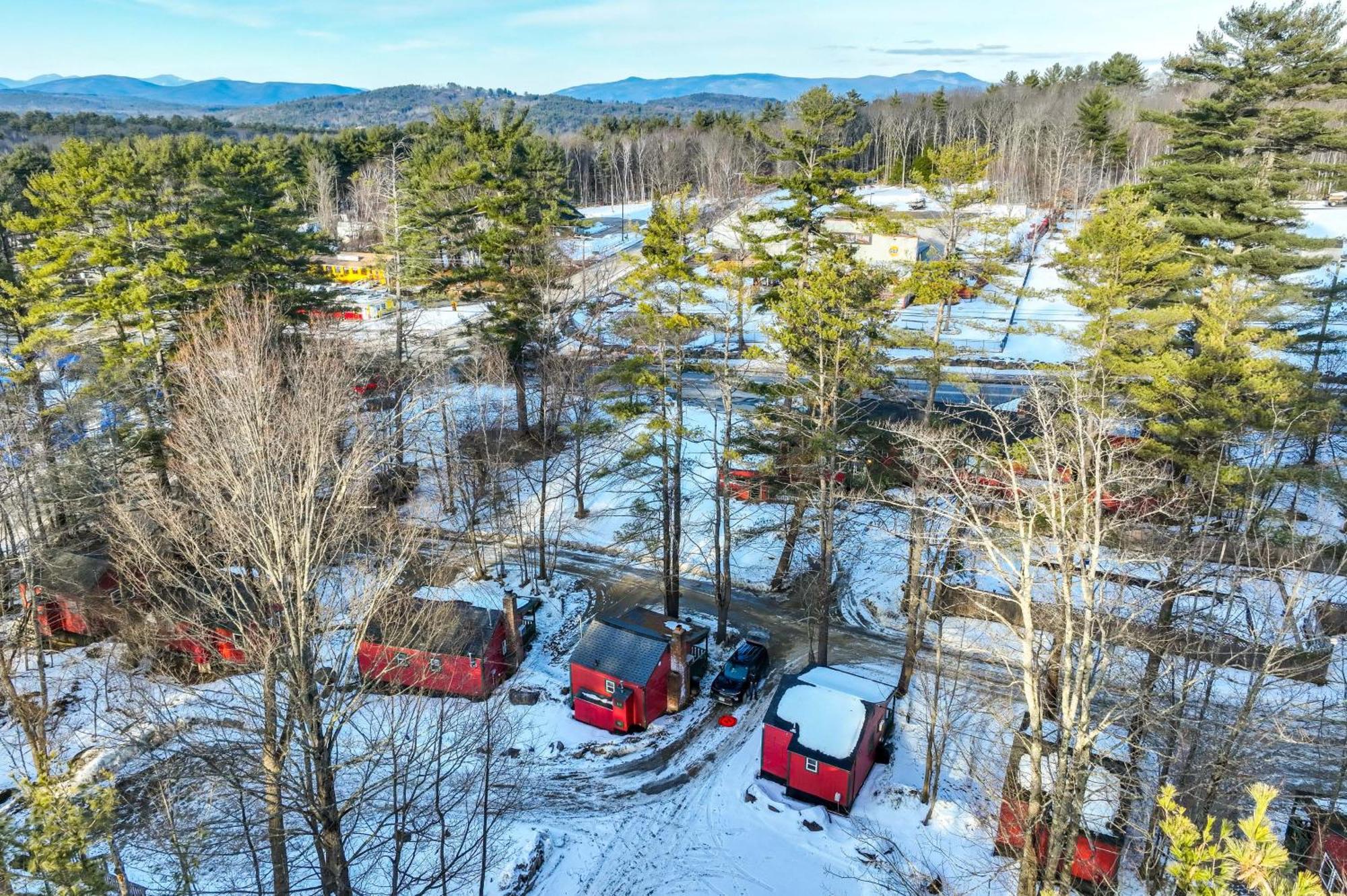 Cozy Laconia Studio With Pool Access - 2 Mi To Lake! Lägenhet Exteriör bild